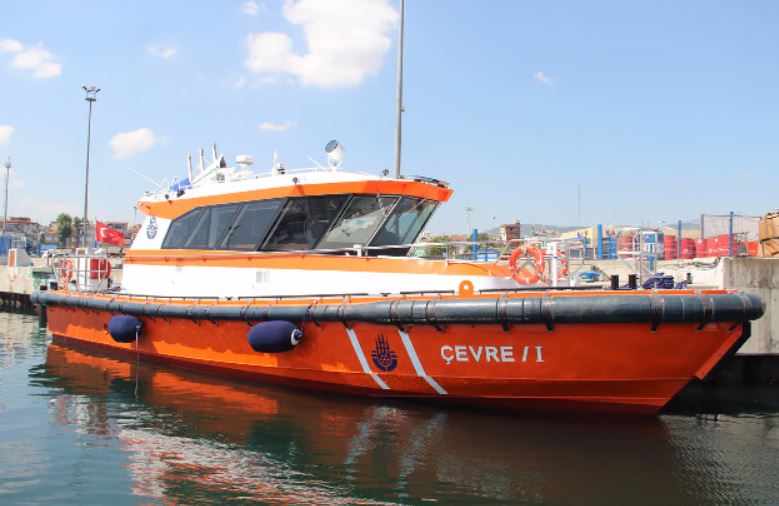 Ocean 3 Workboat Fender Systems - Turkish Pilot Boat Istambul