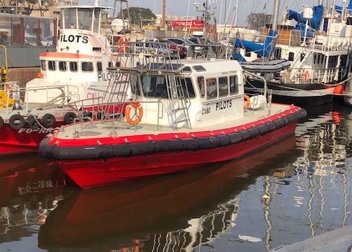 Ocean 3 Workboat Fender Systems - Pilot Boat Ederra Montevideo