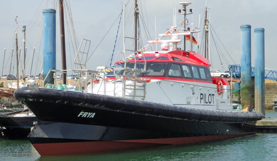 Ocean 3 Workboat Fender Systems - 5 Pilot Boat ORC 190 - Frya Emden Germany
