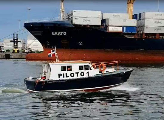 Pilot Boat Fender Systems Ocean 3 - Piloto 1  Dominican Republic