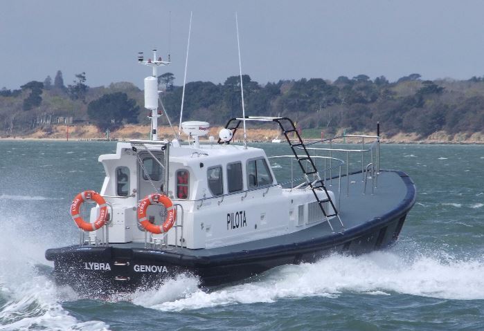 Ocean 3 Workboat Fender Systems - Genova Pilot Boat Italia