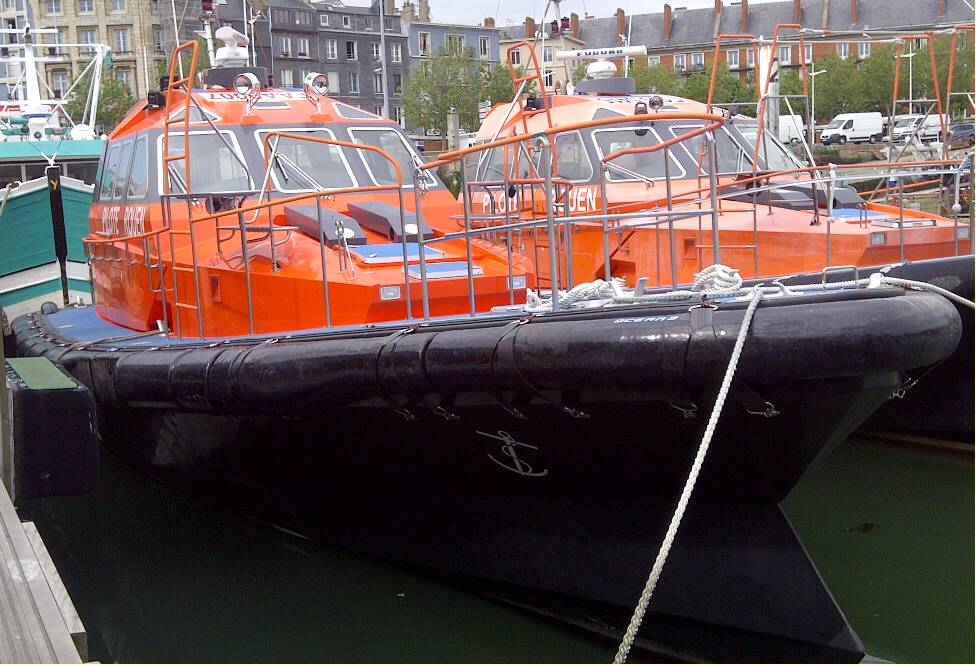Ocean 3 Workboat Fender Systems - Pilot Boat "Aigrette" La Seine