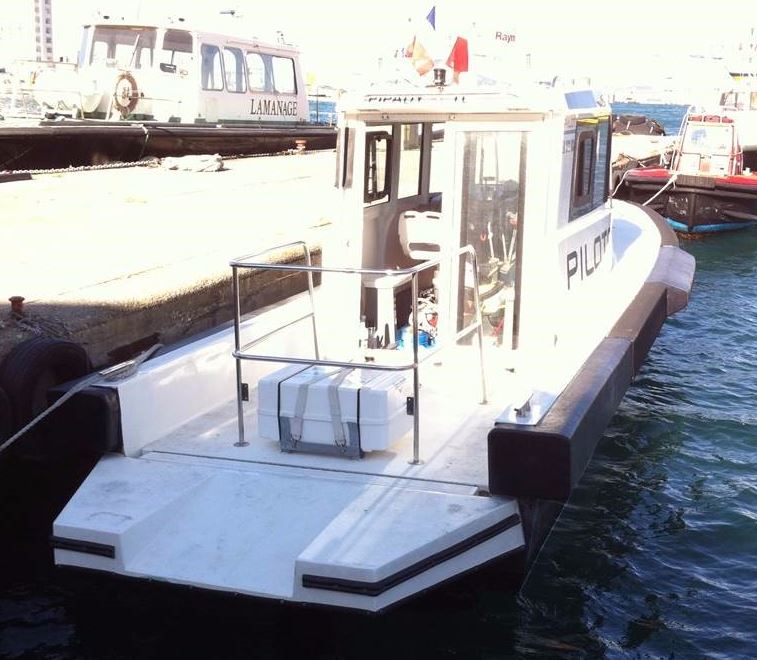Ocean 3 Workboat Fender Systems -  Pilot Boat Pipady TOULON