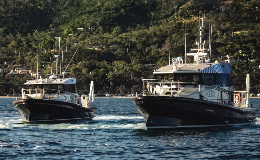 Equipements de Vedettes Ocean 3 -  Patrouilleurs Police du Queensland ORC 170  et ORC 117