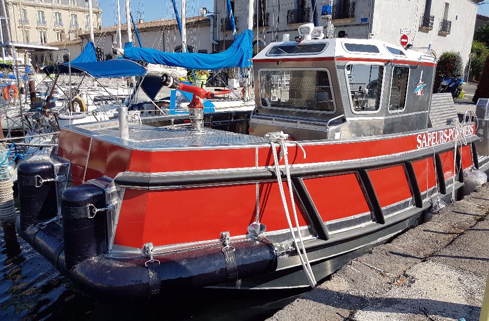 Ocean 3 Workboat Fender System - Firemen of Paris Brigade - Littoral Shipyard