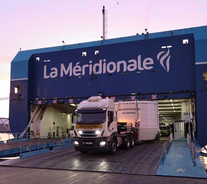 Ocean 3 Mooring Buoys 90 T - SWL 200 T - Cruise Terminal of Ajaccio 01