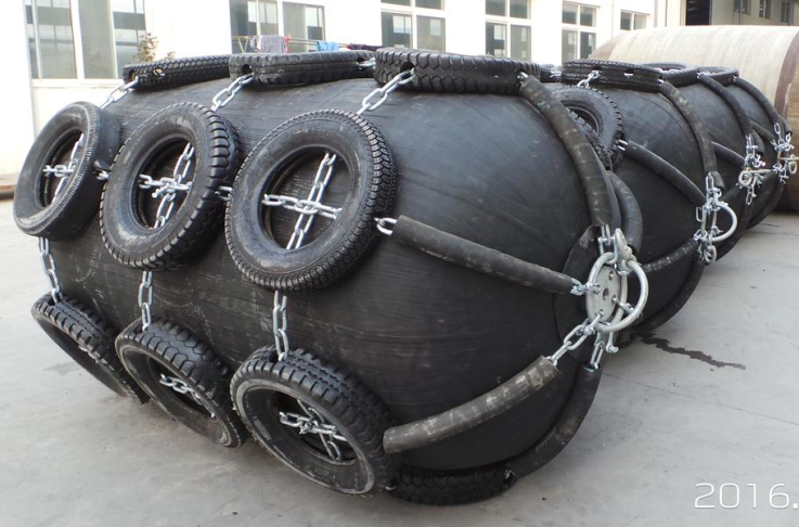 Ocean 3 Inflatable Fenders - 4 Fenders Ø 1,2 x 2,0 m - 02