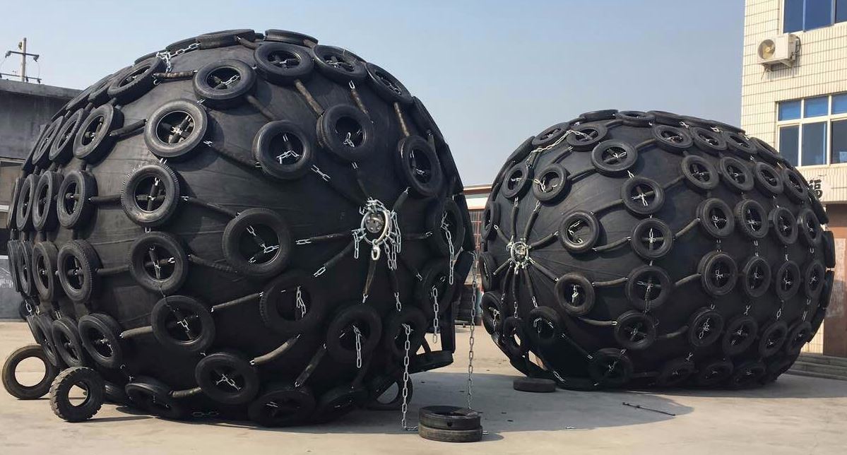 Ocean 3 Inflatable Fenders - 3 Ø 4,5x6,0 + 5 Ø 2,5x5,5 - 03