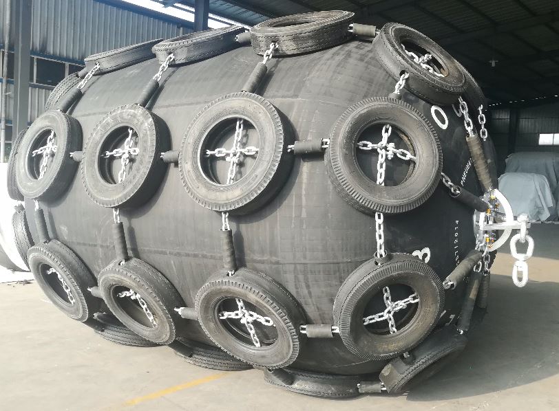 Pneumatic Fenders - 2 Fenders Ø 2,5 x 4,0 m