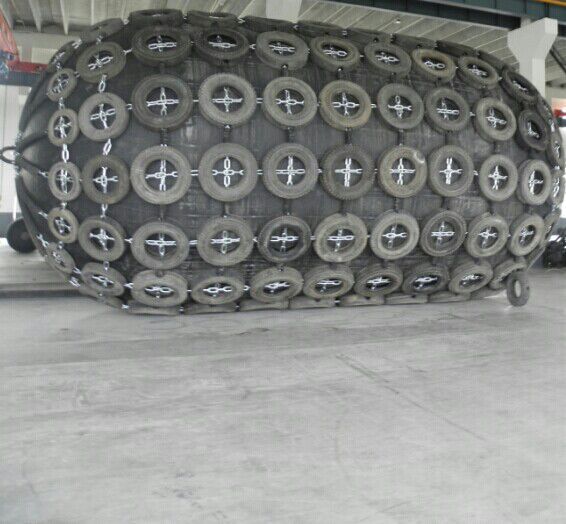 Ocean 3 Inflatable Fenders - 2 Fenders Ø 4,5 x 9,0 m - 02