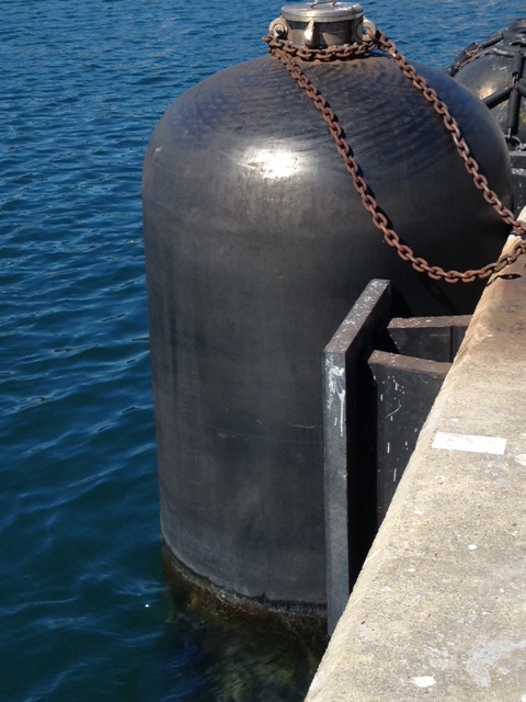 Inflatable Fenders Ocean 3 - 4 Hydropneumatiic Fenders for Submarines 01