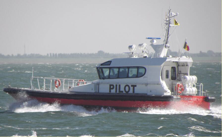 Défenses de Vedettes Ocean 3 - Pilotine 20 m Deurloo Belgique