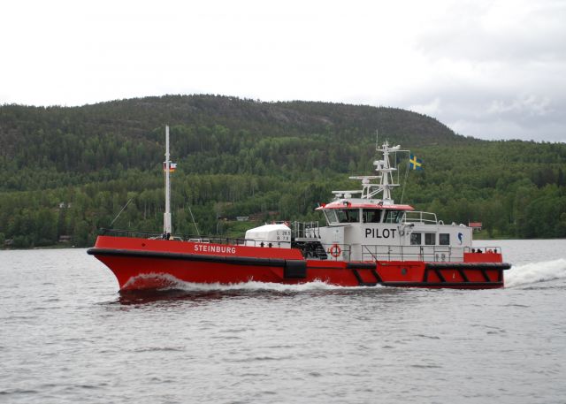 Ocean 3 Workboat Fender System - German Pilot Boat 27 m Dithmarschen