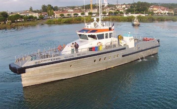 Wind Farm Support Vessel Fendering - WFSV 101 - Surveyor 01