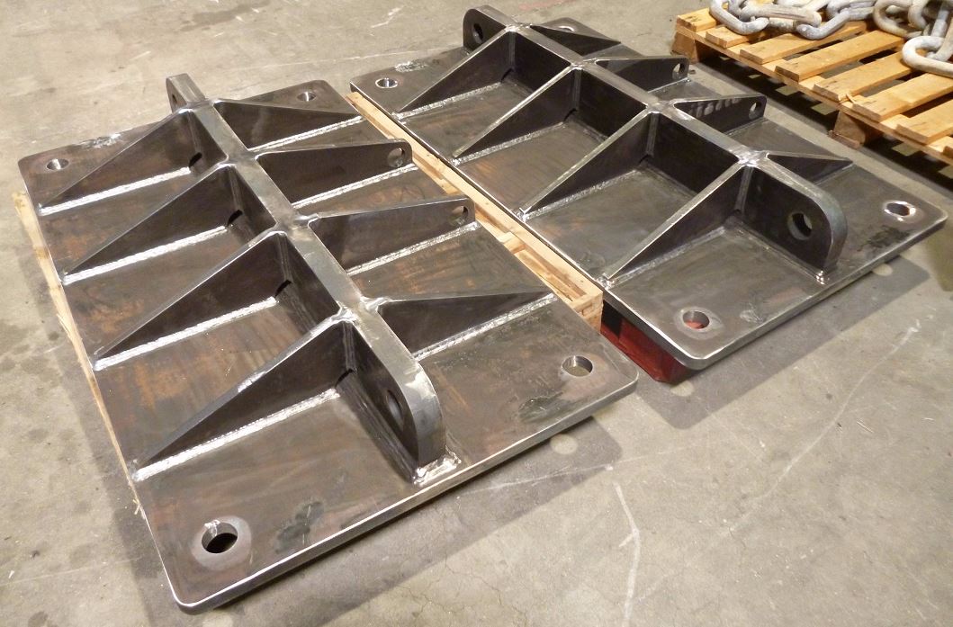 Ocean 3 Quay Accessories - Fixation plates for Fenders 02