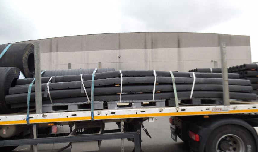 Delta Rubber Fenders - D150 x 6000 mm