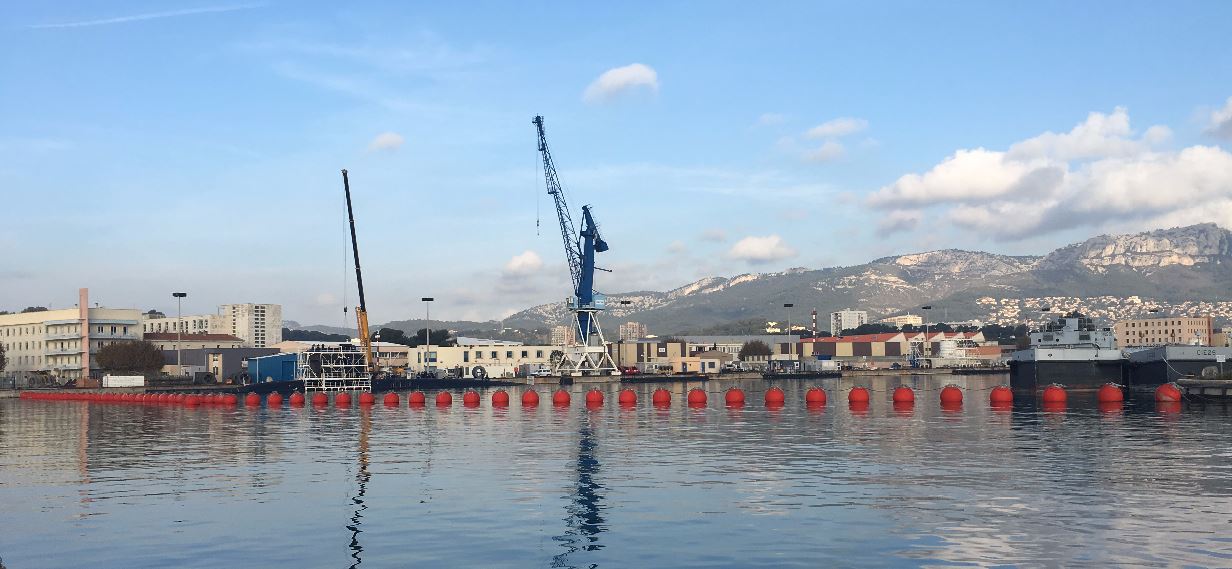 Barrage Entrée Base Navale de Toulon