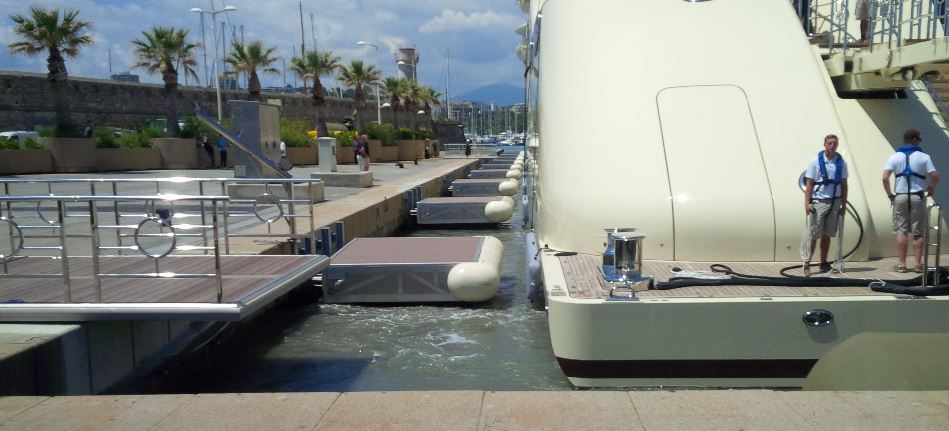Ocean 3 Dock Fenders - Monaco 04