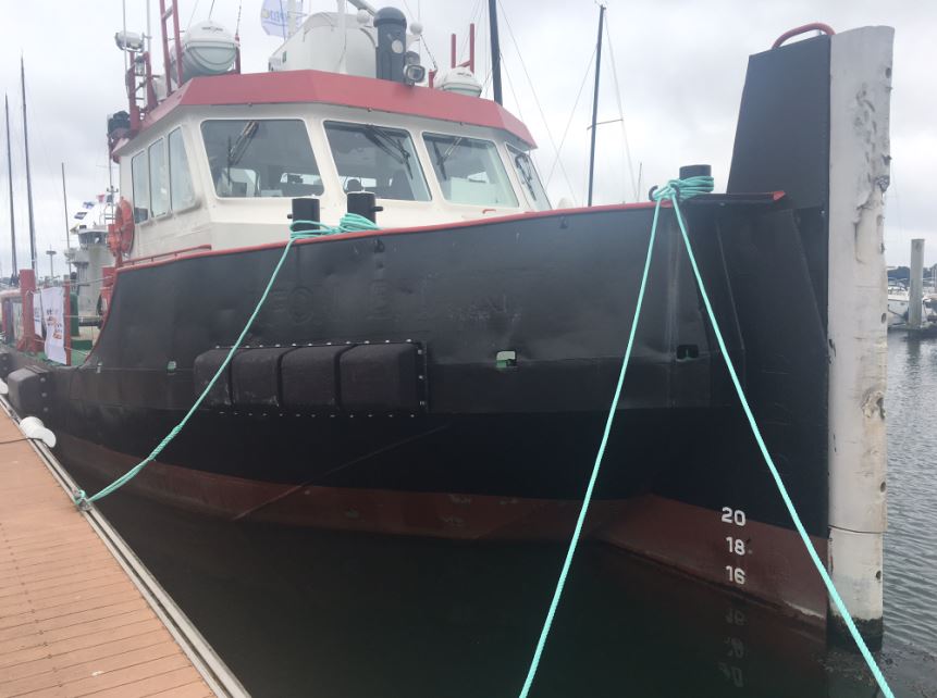 Ocean 3 Workboat Fender Systems - Harbor Pilots of Donges - Milo Boat