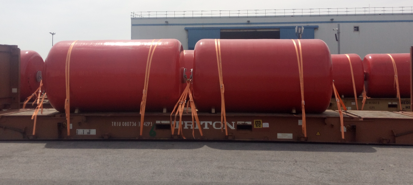 Ocean 3 Foam Filled Fenders - 8 Fenders &Oslash; 2,0 x 3,5 m Base Navale de La R&eacute;union