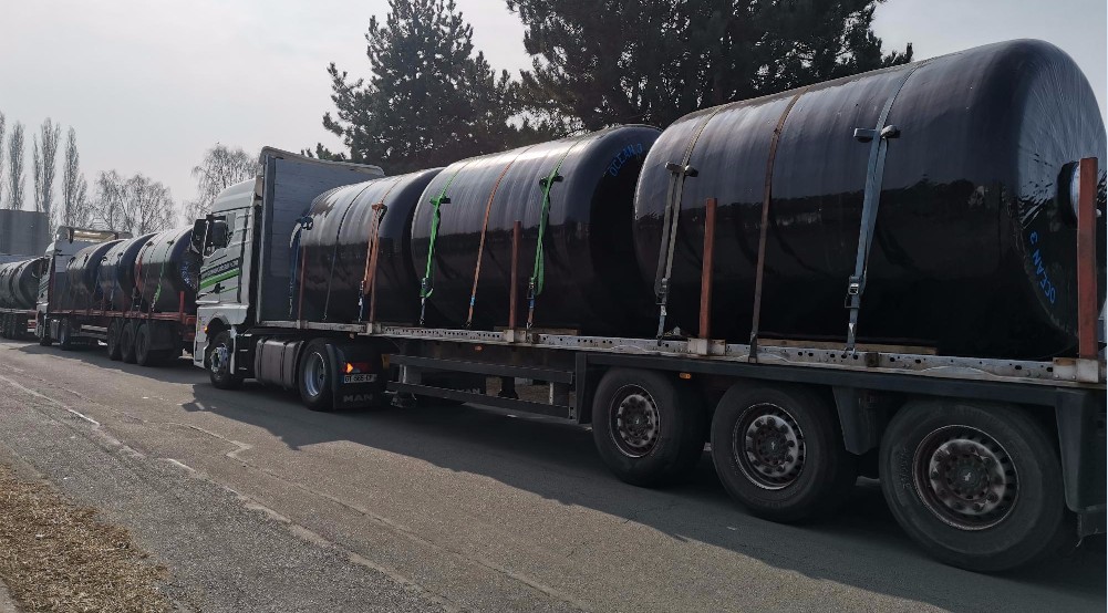 Ocean 3 Foam Filled Fenders - 9 Fenders Ø 2,20 m x 3,10 m - Monaco Harbour