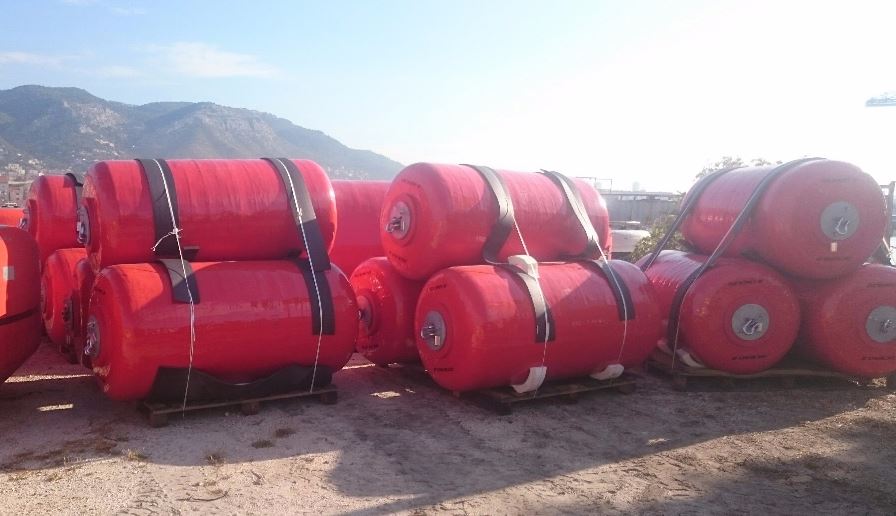 Ocean 3 Foam Filled Fenders - 18 DCT Ø 1,5 m x 3,0 m - Naval Basis of Toulon 01