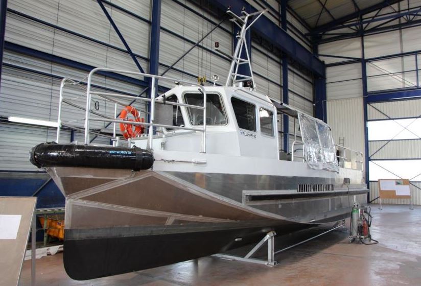 Défenses de Vedettes Ocean 3 - Crew Boat Najem Alumarine pour Louis Dreyfus 02