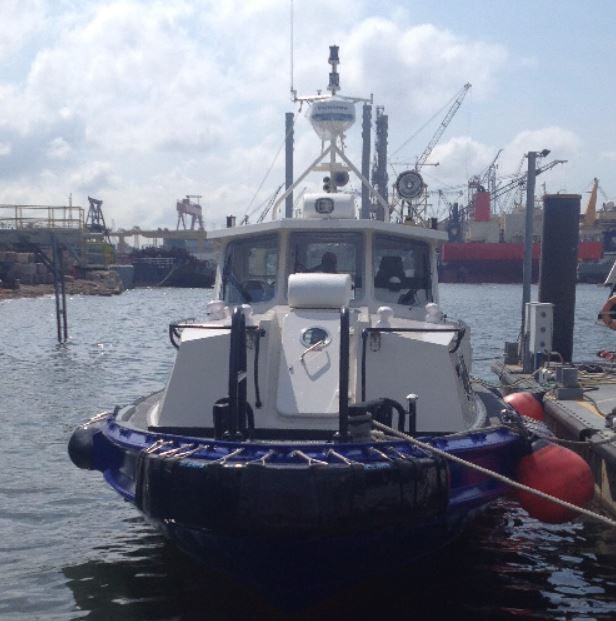 Oil and Gas Crew Boat Fendering - Crew Boat 16 m - Ocean 3 Fender System