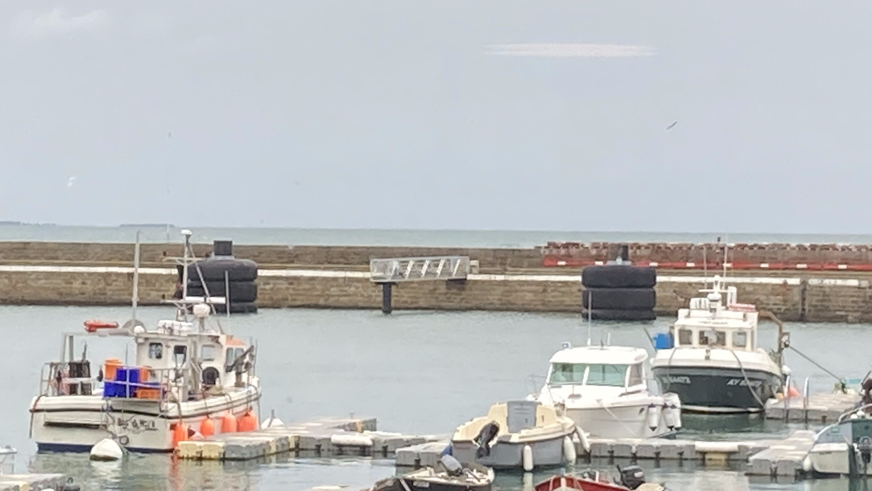 Ocean 3 Donut Fenders - Donuts Bourdelle Jetty - Le Palais Belle-Ile 2